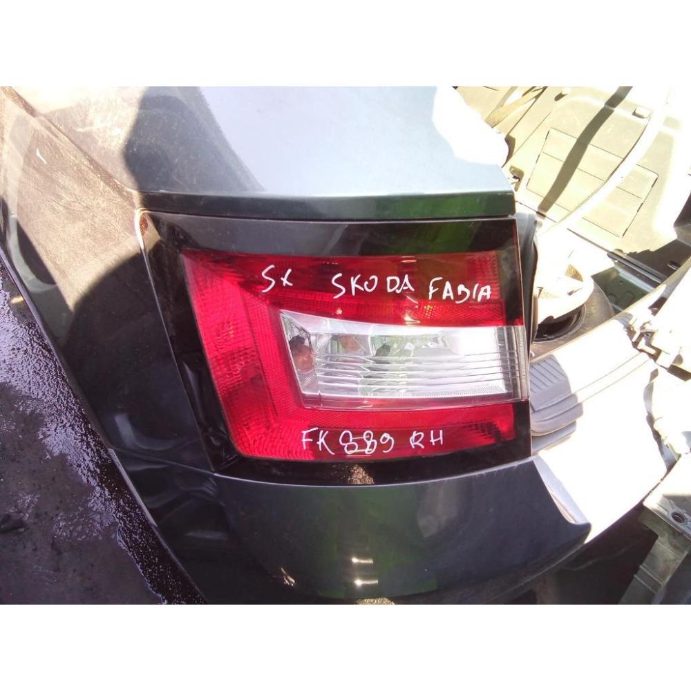 Fanale Posteriore Sinistro Usato Dal 2014 Al 2018 Skoda Fabia «Nj3» (2014)