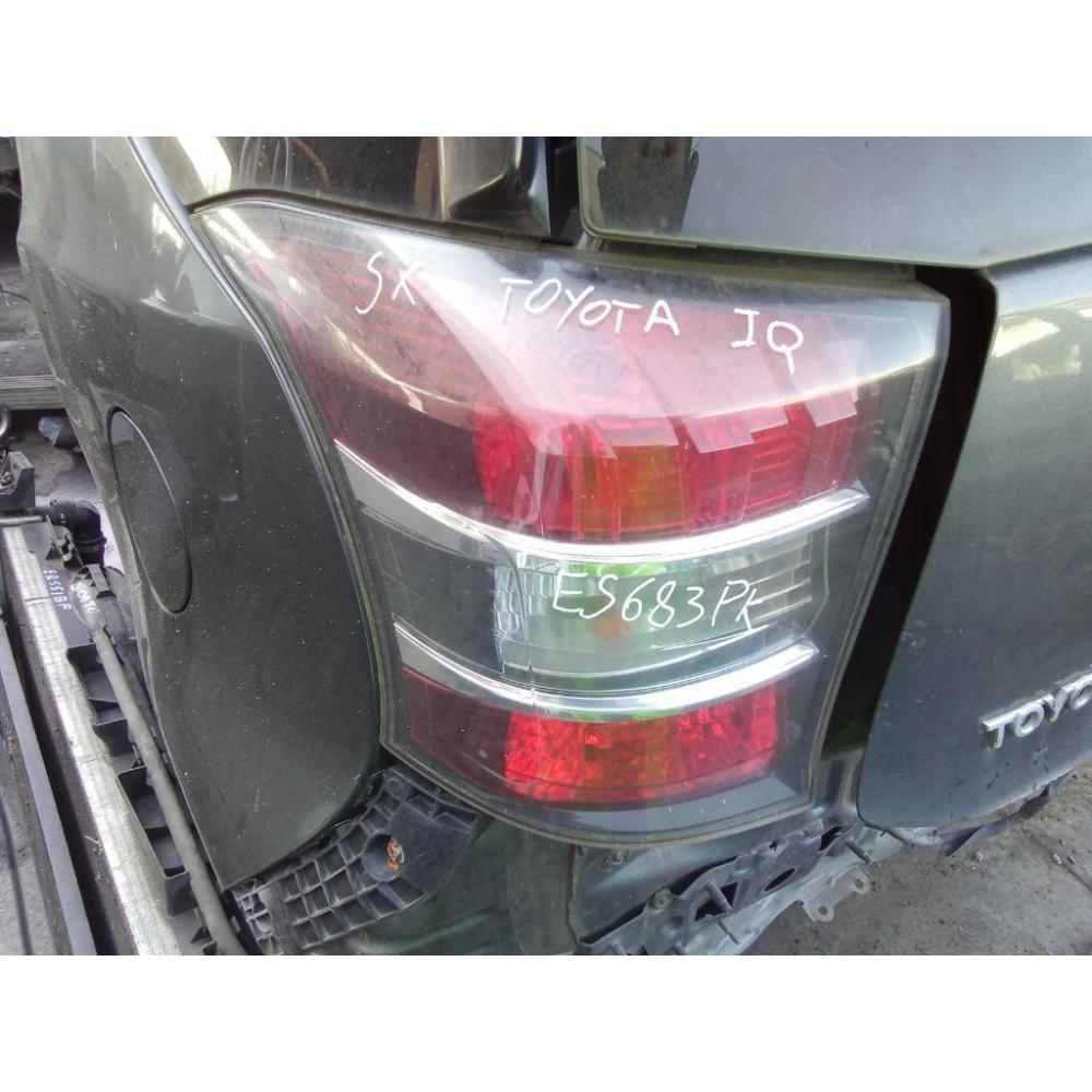 Fanale Posteriore Sinistro Usato Dal 2008 Toyota Iq (2009)