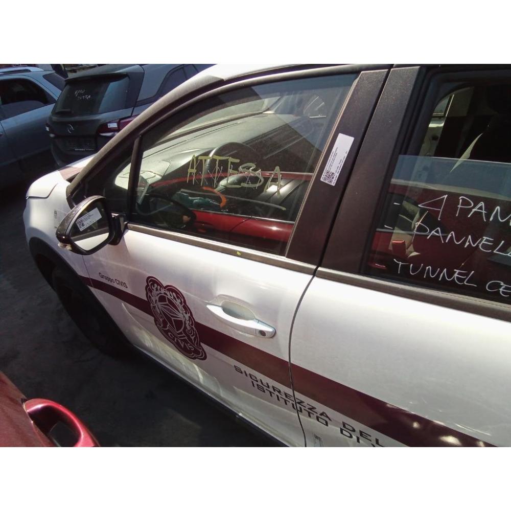 Porta Anteriore Sinistro Usato Dal 2020 Al 2023 Citroen C3 «Iii» (2020)