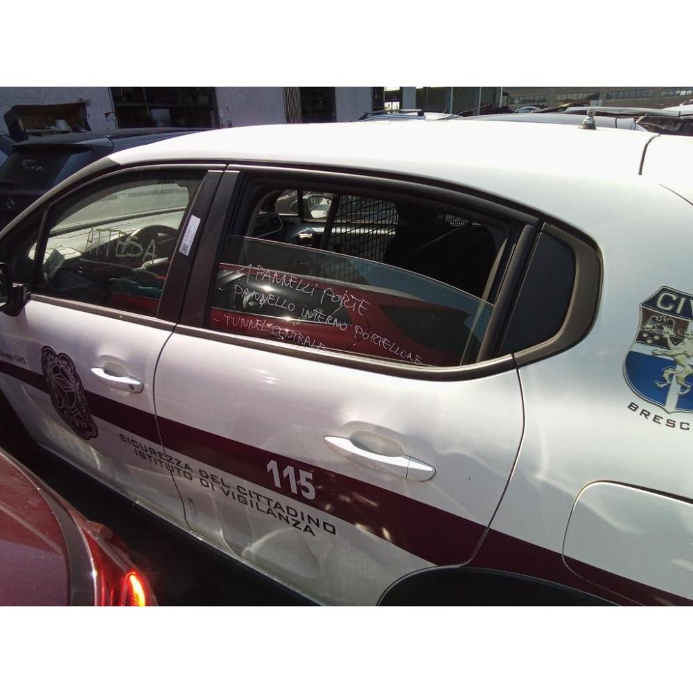 Porta Posteriore Sinistro Usato Dal 2020 Al 2023 Citroen C3 «Iii» (2020)