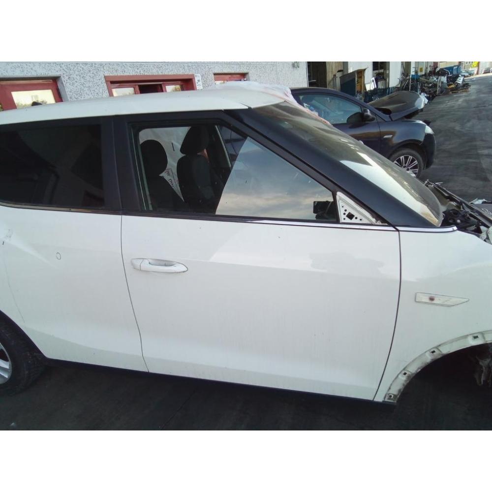 Porta Anteriore Destro Usato Dal 2015 Al 2019 Ssangyong Tivoli (2015)