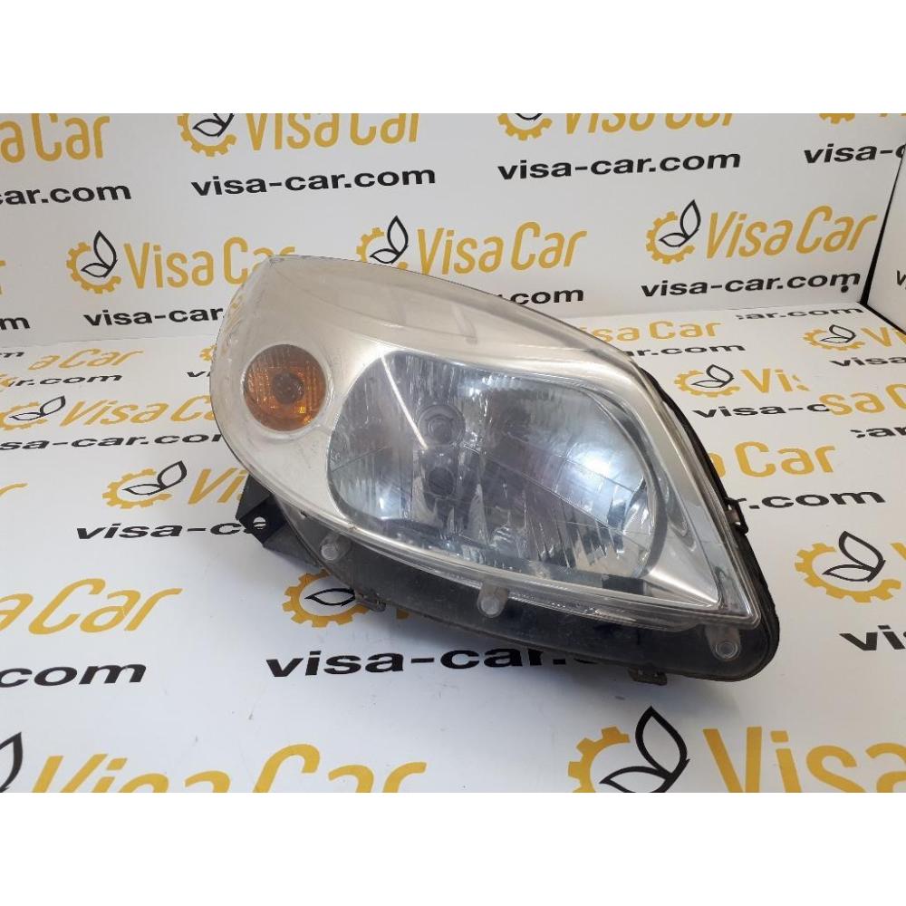 Proiettore Anteriore Destro Usato Dal 2007 Al 2012 Dacia Sandero «I» (2008)