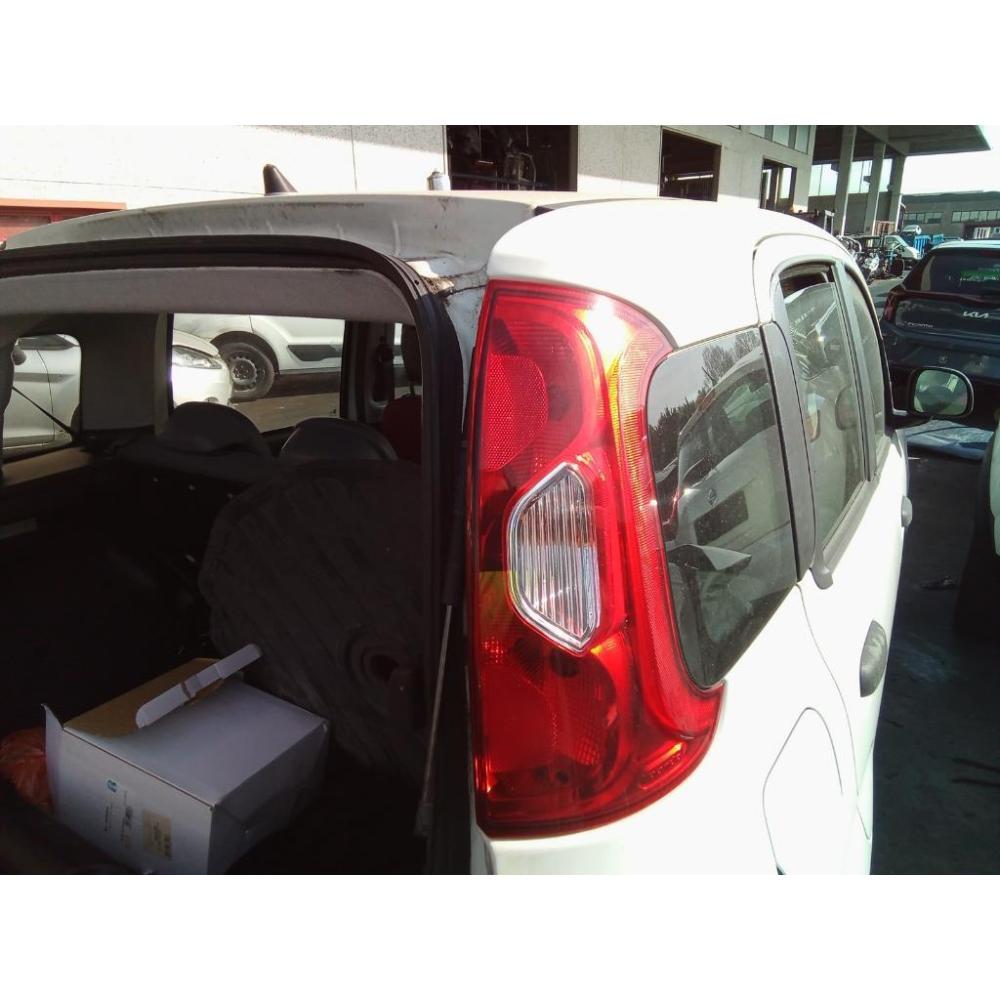 Fanale Posteriore Destro Usato Dal 2015 Al 2020 Fiat Panda «Iii» (2012)