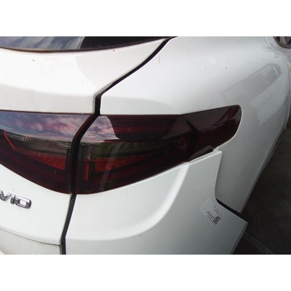 Fanale Esterno Posteriore Destro Usato Dal 2018 Al 2022 Alfa Romeo Stelvio (2017)