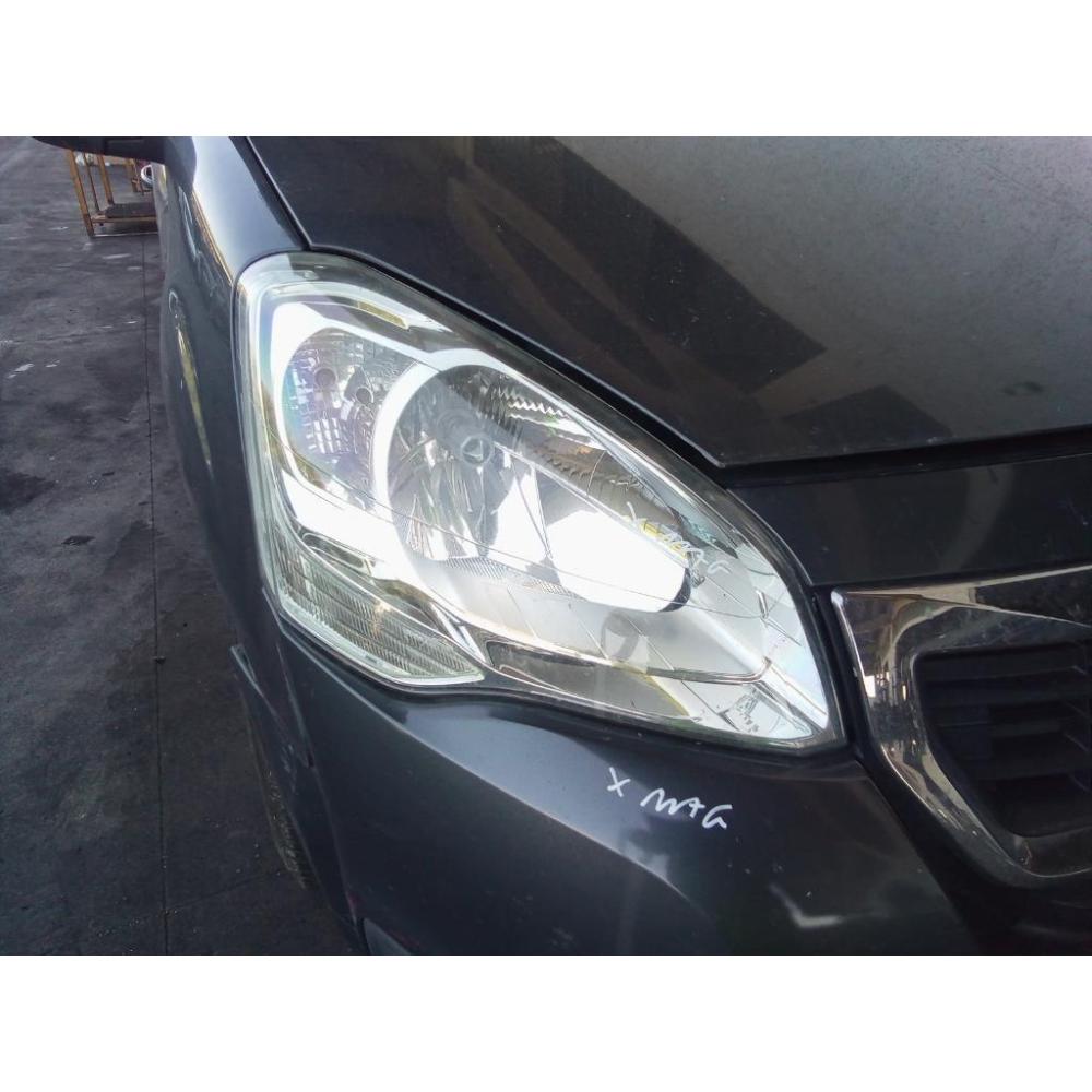 Proiettore Anteriore Destro Usato Dal 2014 Al 2018 Peugeot Partner (Ranch) «Iii» (2015)