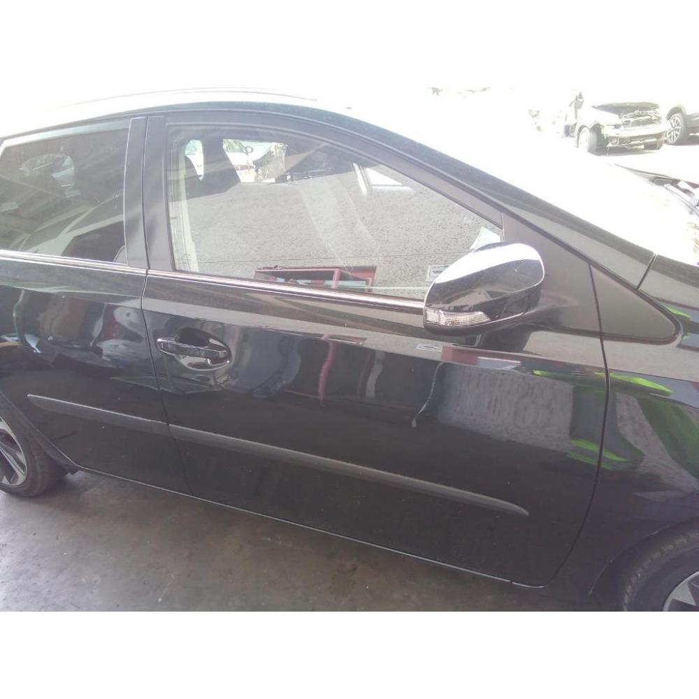 Porta Anteriore Destro Usato Dal 2015 Toyota Auris Touring Sports (2015)