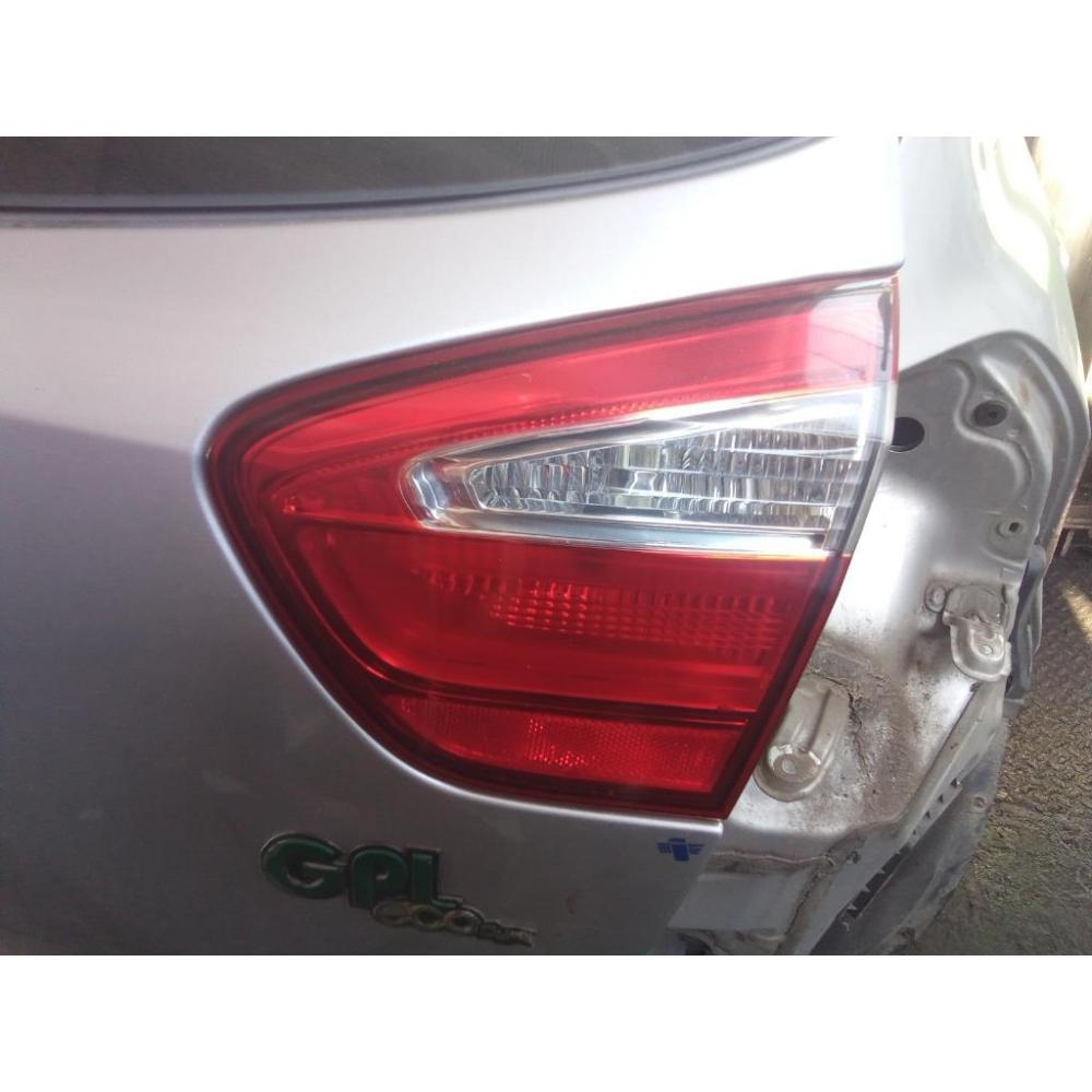 Fanale Interno Posteriore Destro Usato Dal 2011 Al 2014 Kia Rio «Iii» (2012)