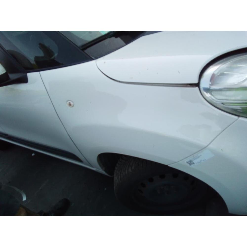 Parafango Anteriore Destro Usato Dal 2013 Al 2017 Fiat 500L (2013)
