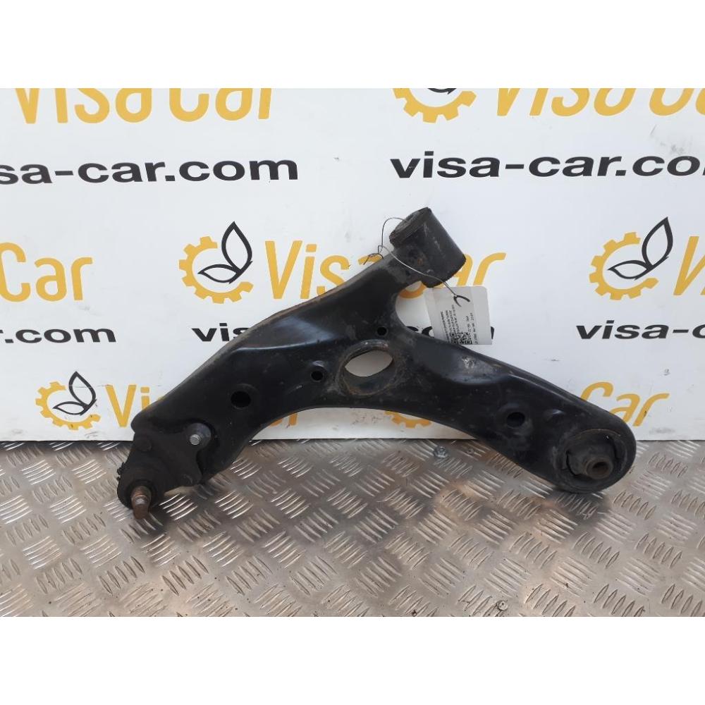Braccio Oscillante Anteriore Sinistro Usato Dal 2015 Toyota Auris Touring Sports (2015)
