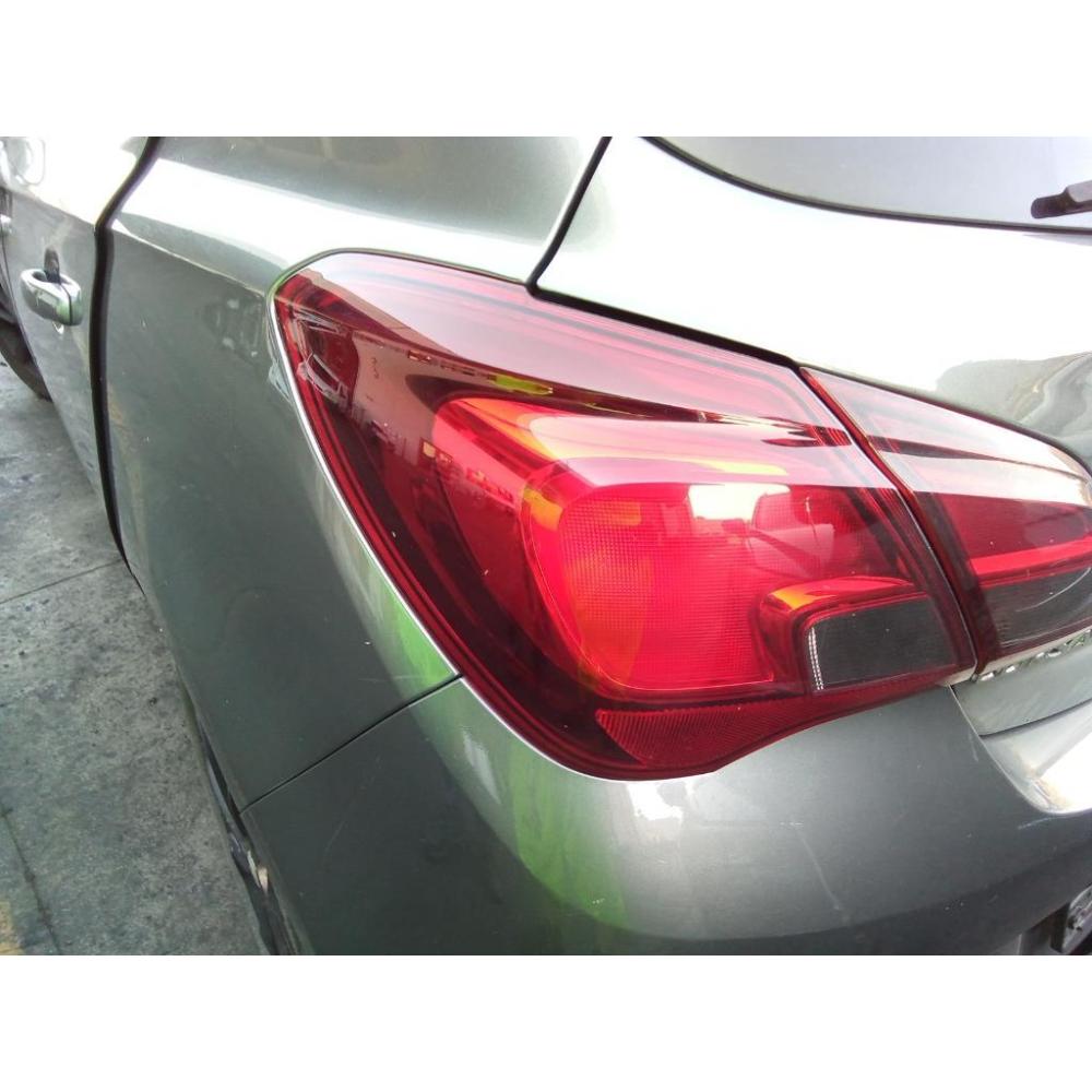 Fanale Esterno Posteriore Sinistro Usato Dal 2014 Opel Corsa «E» (2014)
