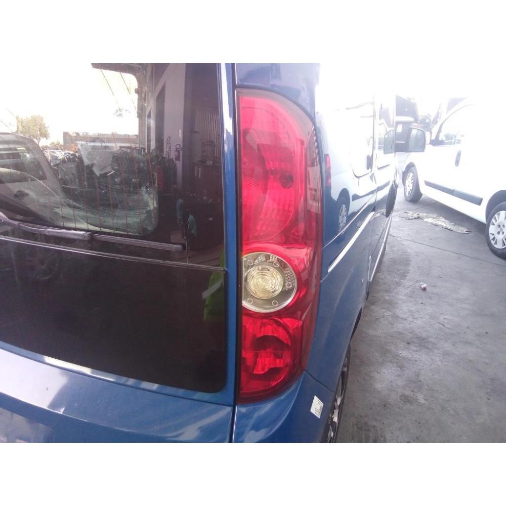 Fanale Posteriore Destro Usato Dal 2010 Al 2014 Fiat Doblò «Iii» (2010)