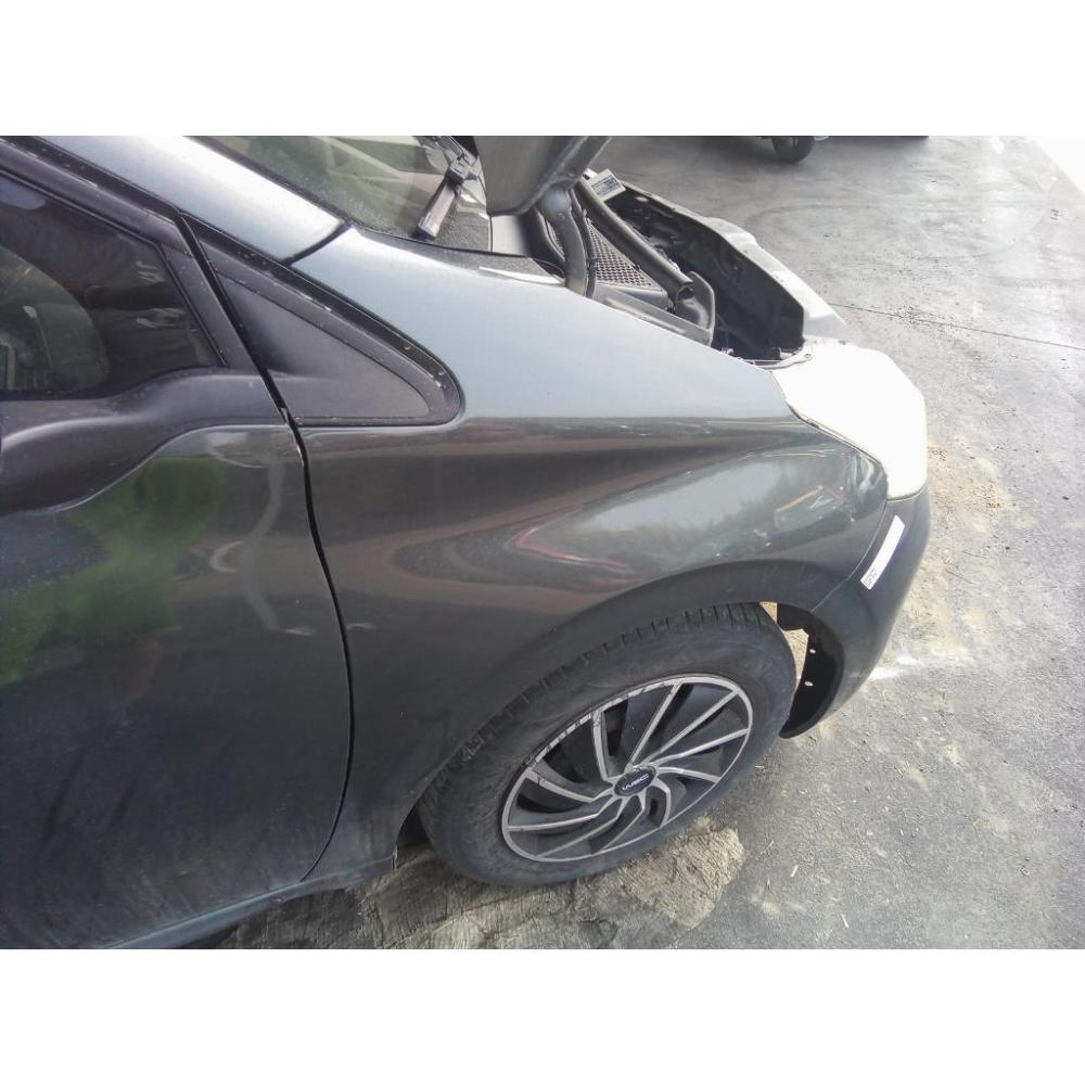 Parafango Anteriore Destro Usato Dal 2012 Al 2015 Peugeot 208 «I» (2012)