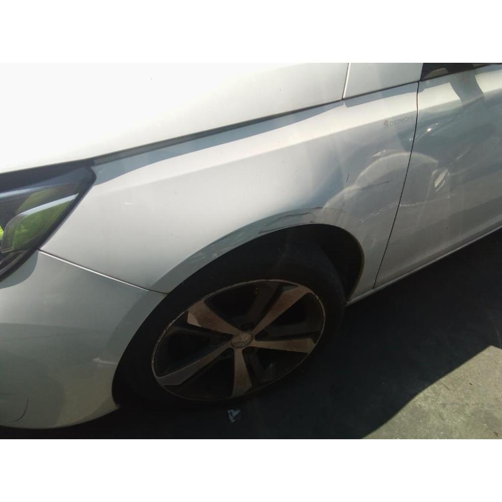 Parafango Anteriore Sinistro Usato Dal 2013 Al 2017 Peugeot 308 «Ii» (2014)