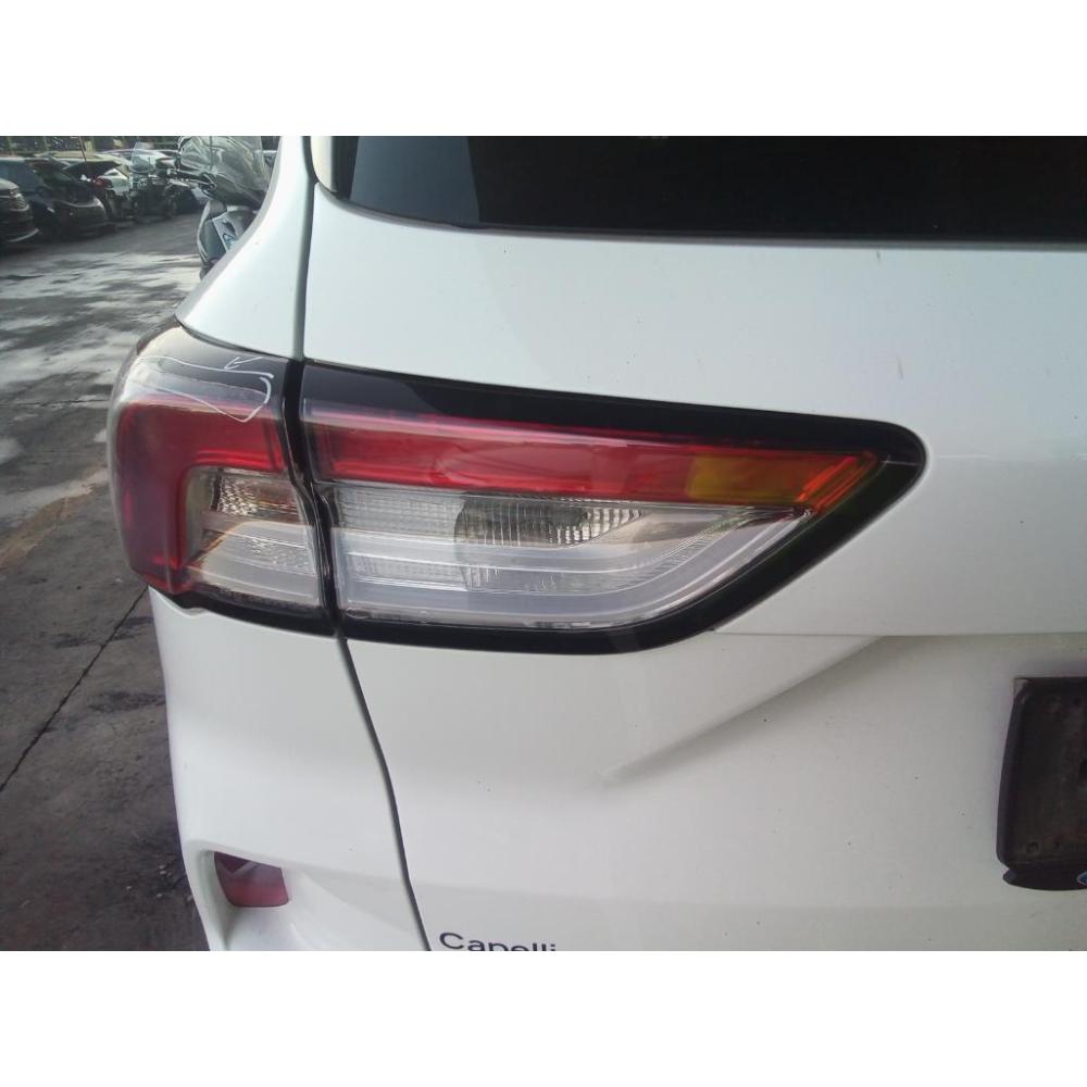 Fanale Interno Posteriore Sinistro Usato Dal 2019 Al 2024 Ford Kuga «Iii» (2020)