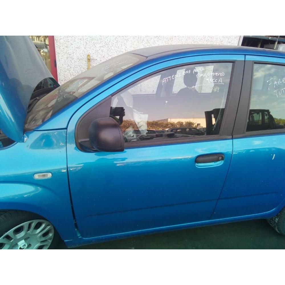 Porta Anteriore Sinistro Usato Dal 2024 Fiat Panda «Iii»  (2024)