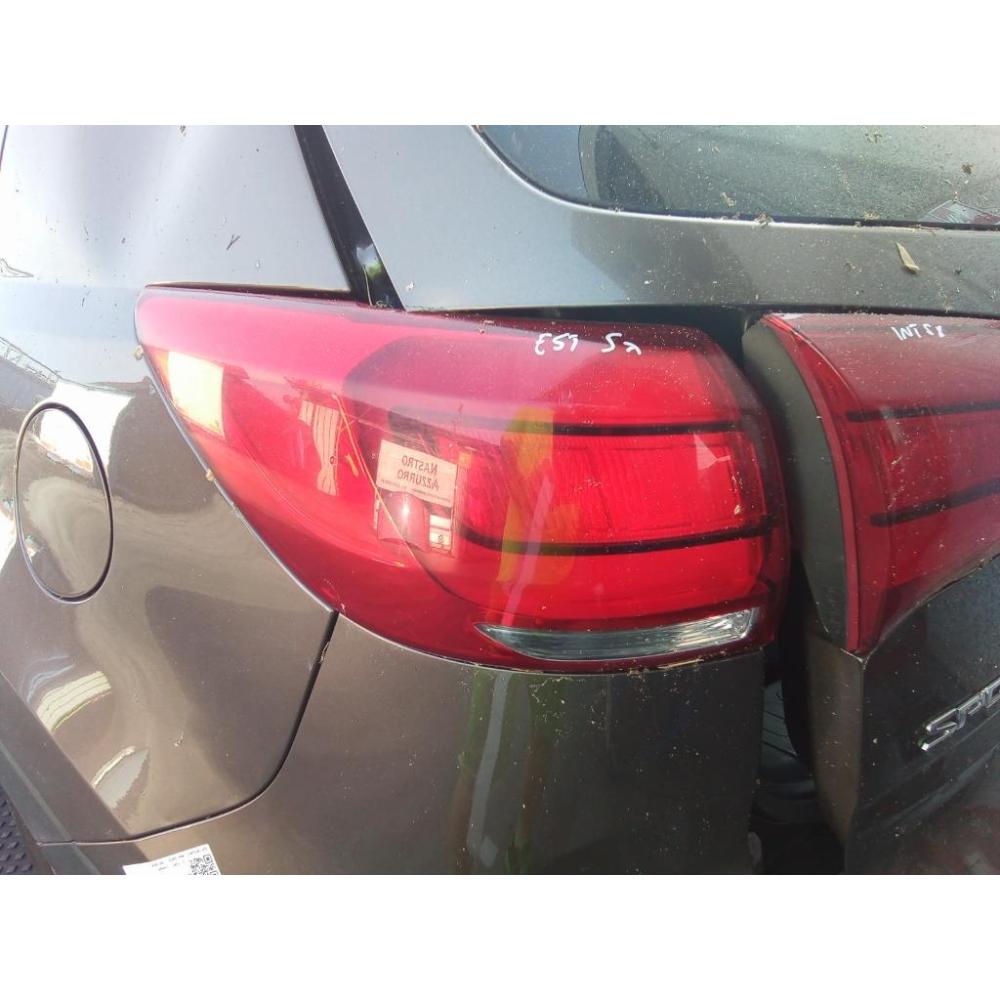 Fanale Esterno Posteriore Sinistro Usato Dal 2010 Al 2015 Kia Sportage «Iii» (2010)