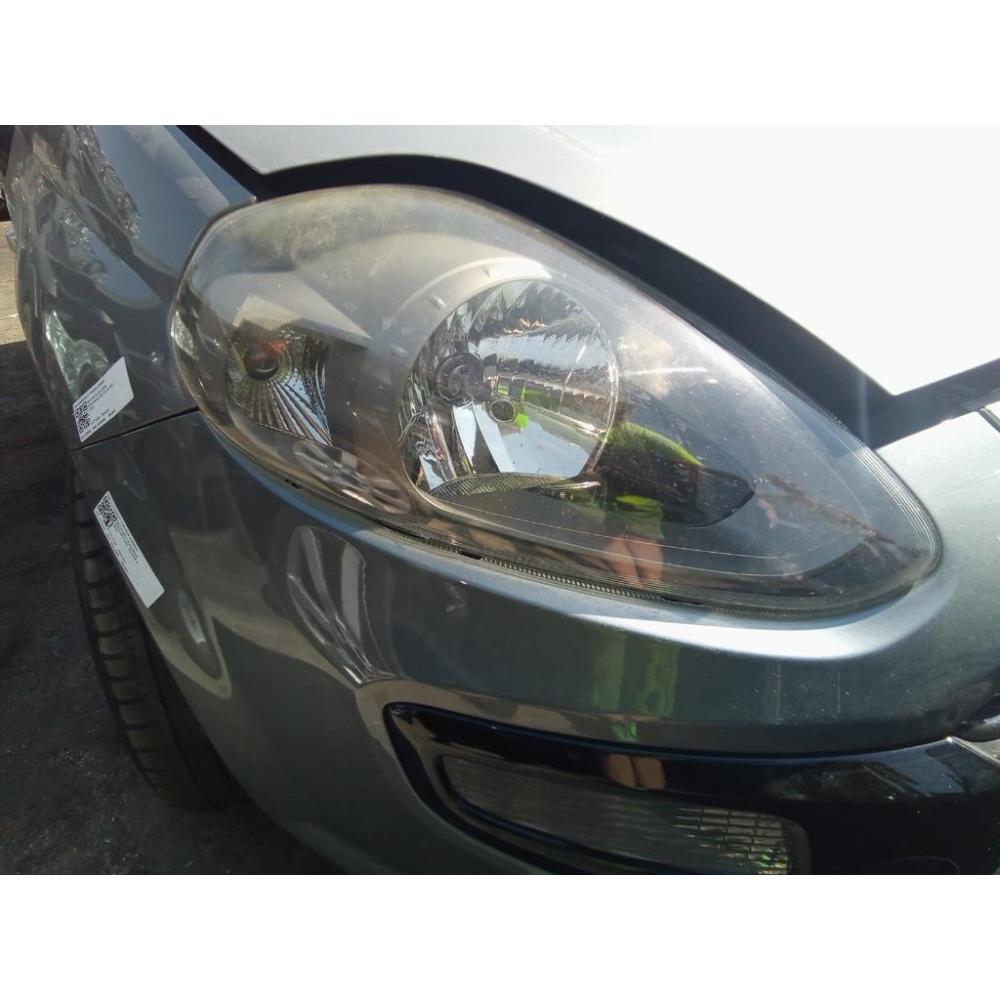 Proiettore Anteriore Destro Usato Dal 2010 Al 2011 Fiat Punto Evo (2010)