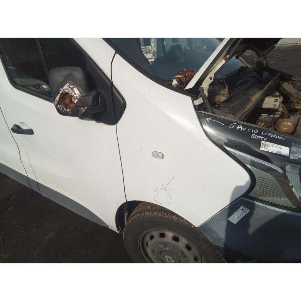 Parafango Anteriore Destro Usato Dal 2014 Al 2019 Renault Trafic «Iv» (2015)