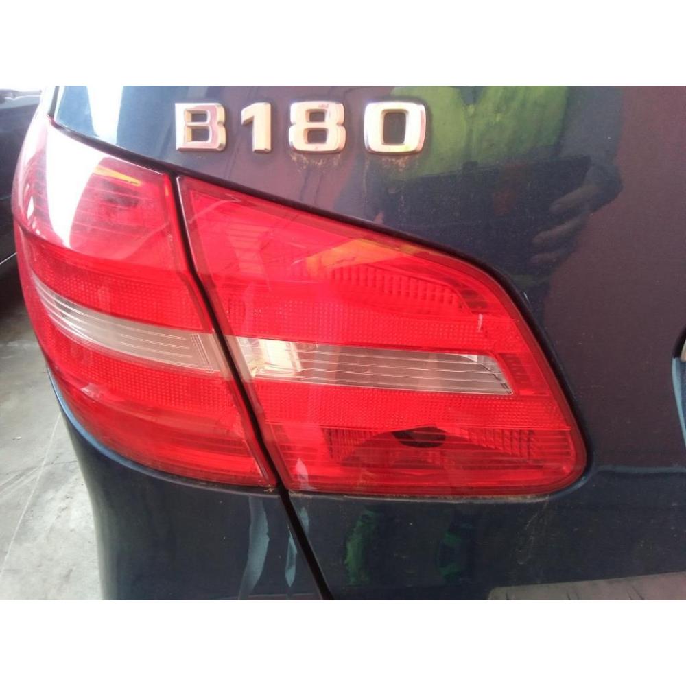 Fanale Interno Posteriore Sinistro Usato Dal 2011 Al 2014 Mercedes Classe B «W246» (2012)