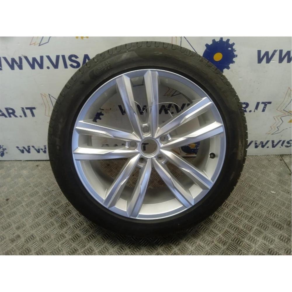 Cerchio In Lega R18 Usato Dal 2019 Volkswagen Passat «Vii» Variant (2019)