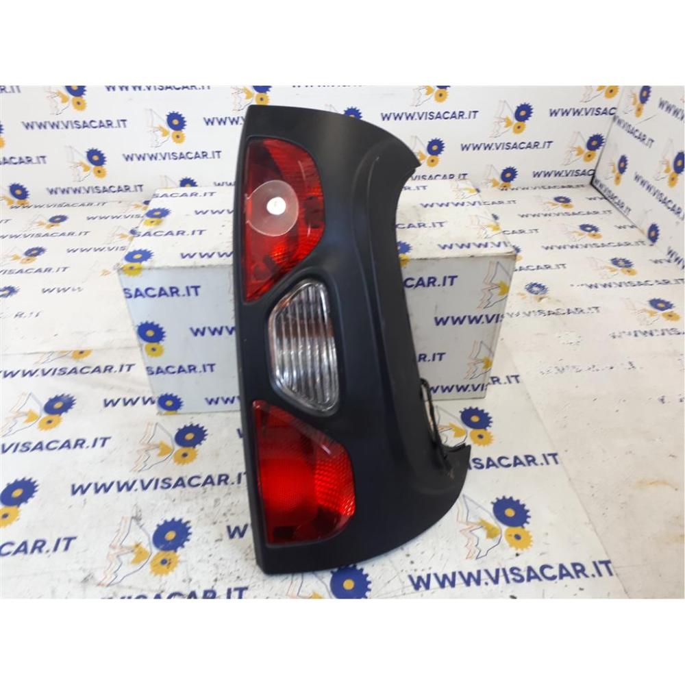 Fanale Posteriore Destro Usato Dal 2022 Fiat Panda «Iii» (2024)